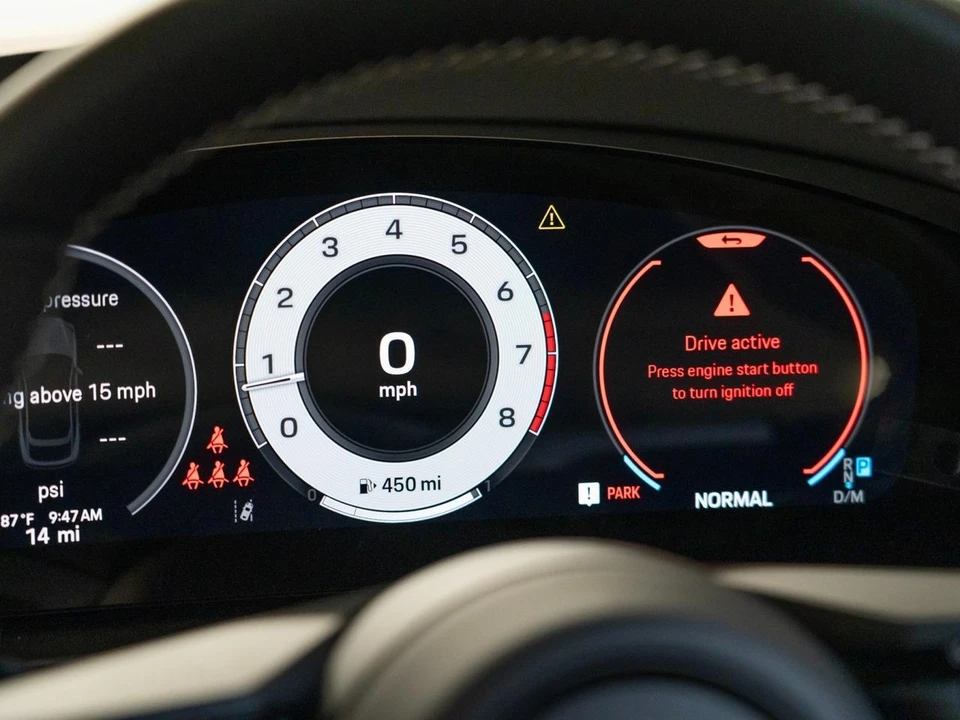 2026 Porsche 9Y0/9Y3 Cayenne Coupe - Image 19 of 29