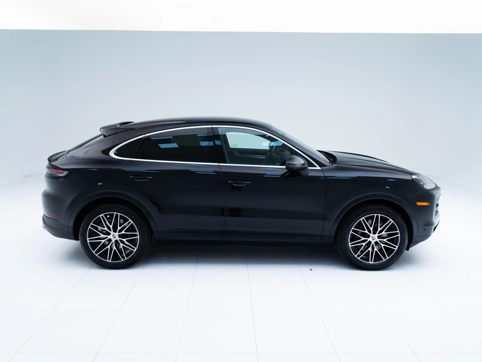2026 Porsche 9Y0/9Y3 Cayenne Coupe - Image 8 of 31
