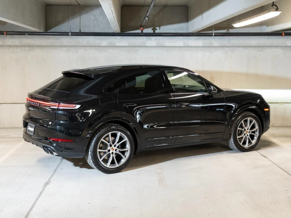 2026 Porsche 9Y0/9Y3 Cayenne Coupe - Image 9 of 29