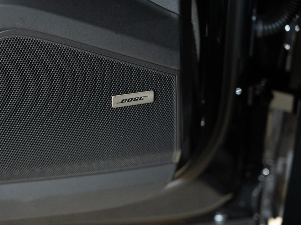2026 Porsche 9Y0/9Y3 Cayenne Coupe - Image 18 of 29