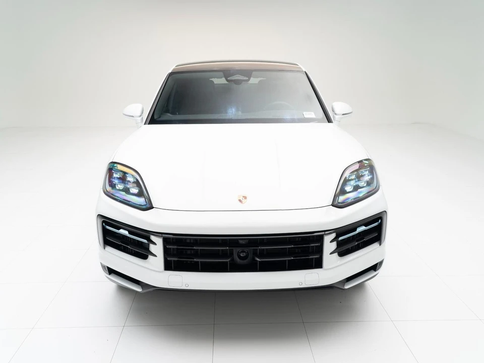 2026 Porsche 9Y0/9Y3 Cayenne Coupe - Image 6 of 31