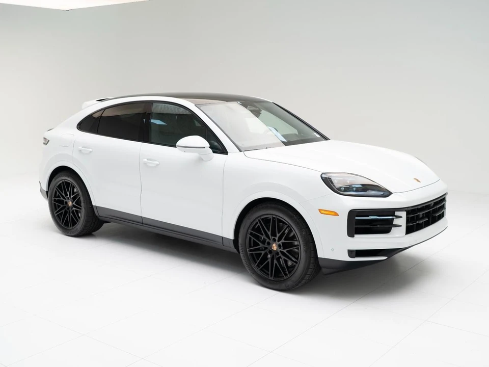 2026 Porsche 9Y0/9Y3 Cayenne Coupe - Image 7 of 31