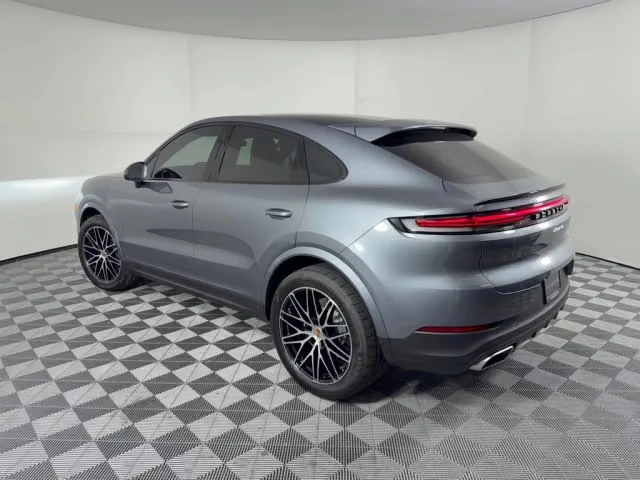 2026 Porsche 9Y0/9Y3 Cayenne Coupe - Image 18 of 31