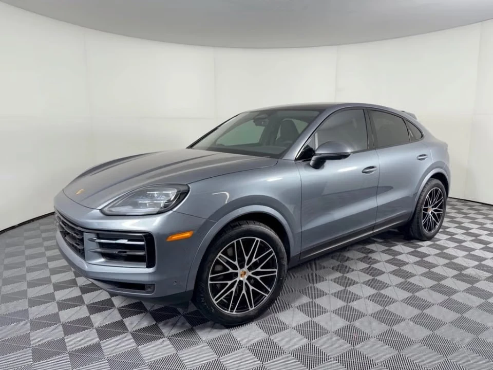 2026 Porsche 9Y0/9Y3 Cayenne Coupe - Image 3 of 31