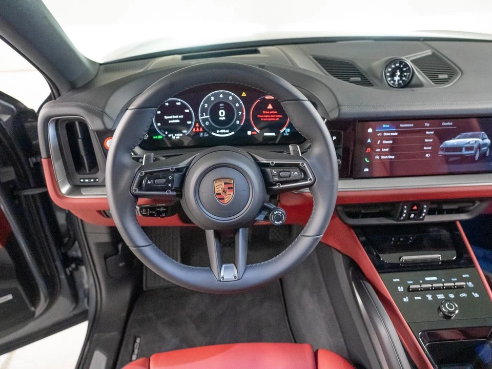 2026 Porsche 9Y0/9Y3 Cayenne Coupe - Image 29 of 30
