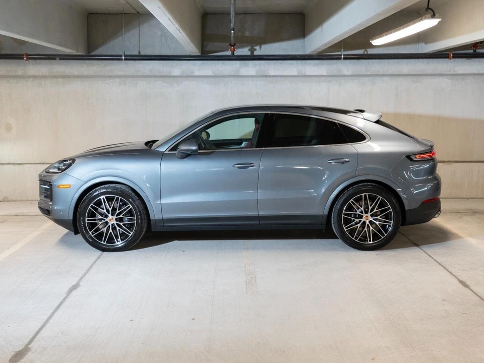 2026 Porsche 9Y0/9Y3 Cayenne Coupe - Image 2 of 30
