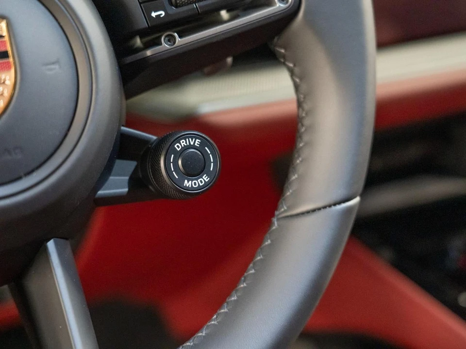 2026 Porsche 9Y0/9Y3 Cayenne Coupe - Image 23 of 30