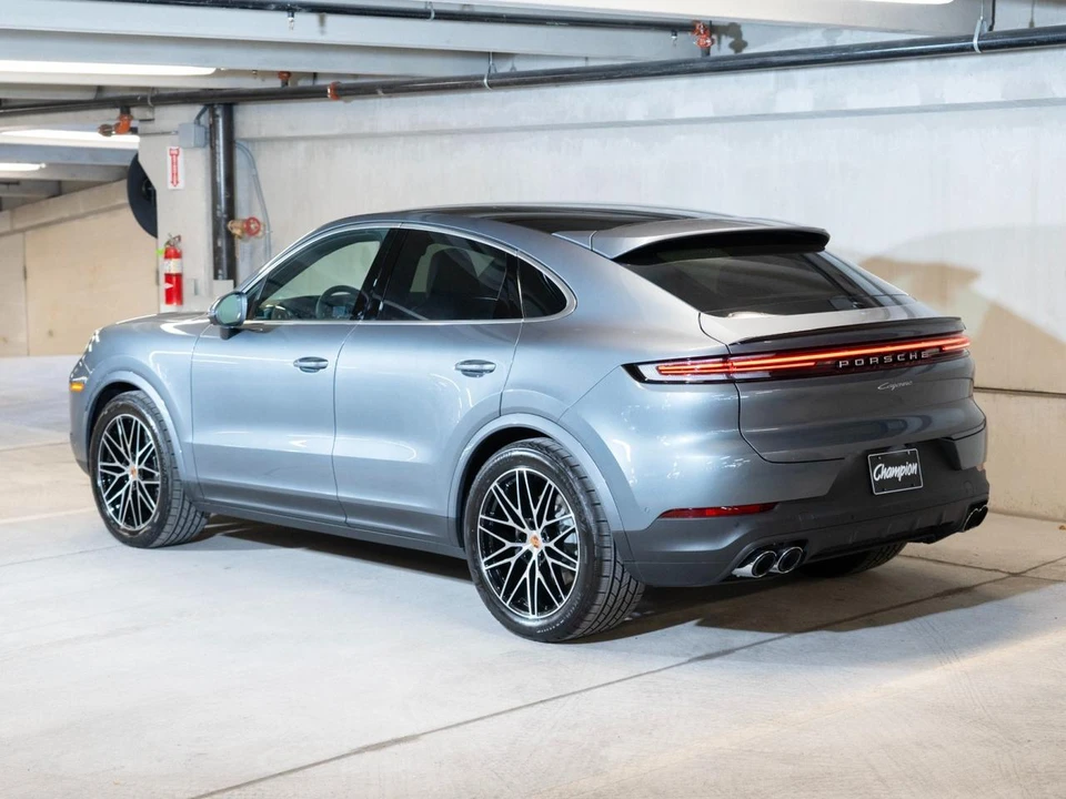 2026 Porsche 9Y0/9Y3 Cayenne Coupe - Image 3 of 30