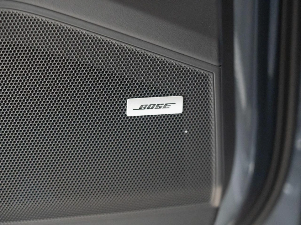 2026 Porsche 9Y0/9Y3 Cayenne Coupe - Image 18 of 30