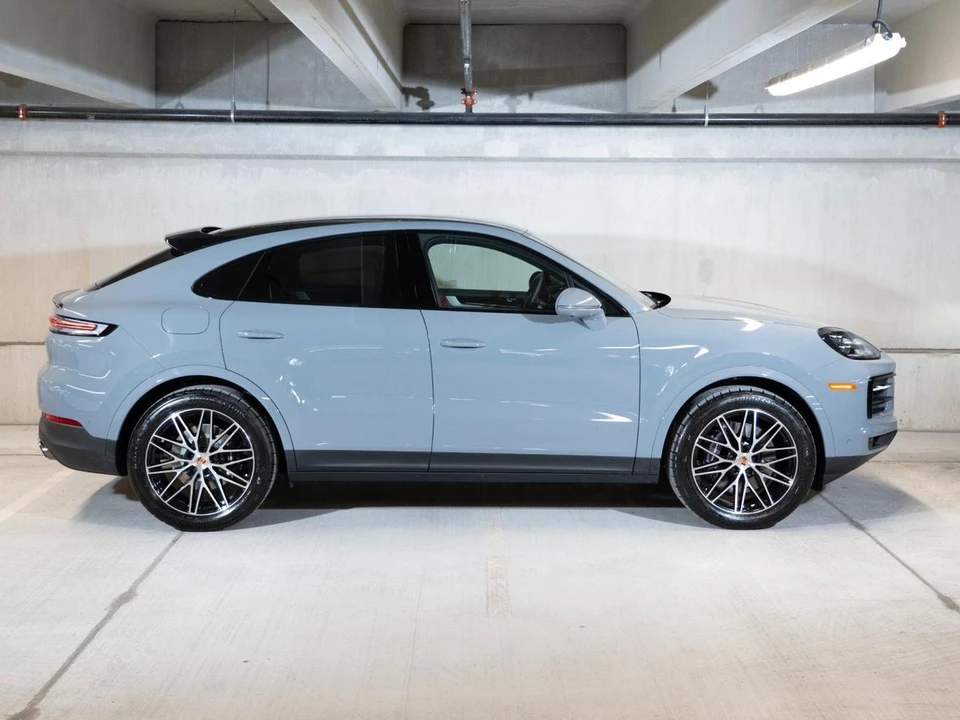 2026 Porsche 9Y0/9Y3 Cayenne Coupe - Image 8 of 27