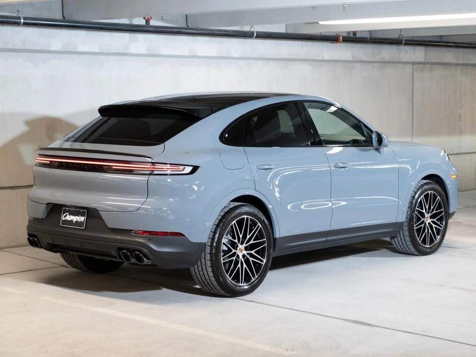 2026 Porsche 9Y0/9Y3 Cayenne Coupe - Image 9 of 27