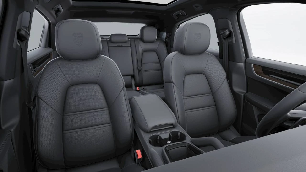 2026 Porsche 9Y0/9Y3 Cayenne Coupe - Image 10 of 10