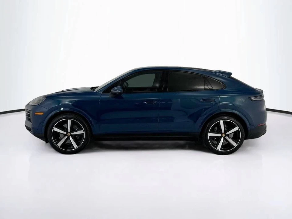 2026 Porsche 9Y0/9Y3 Cayenne Coupe - Image 2 of 5