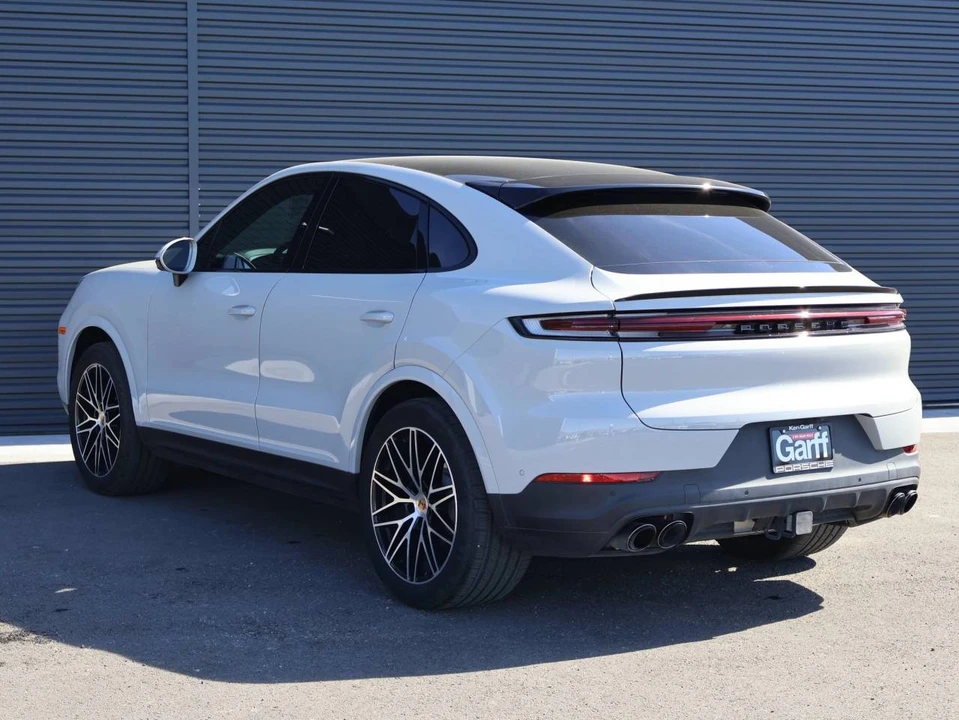 2026 Porsche 9Y0/9Y3 Cayenne Coupe - Image 3 of 4