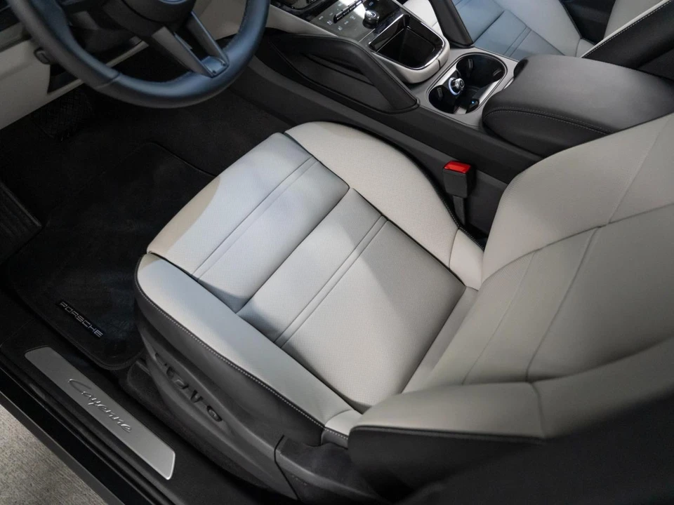 2026 Porsche 9Y0/9Y3 Cayenne Coupe - Image 14 of 29