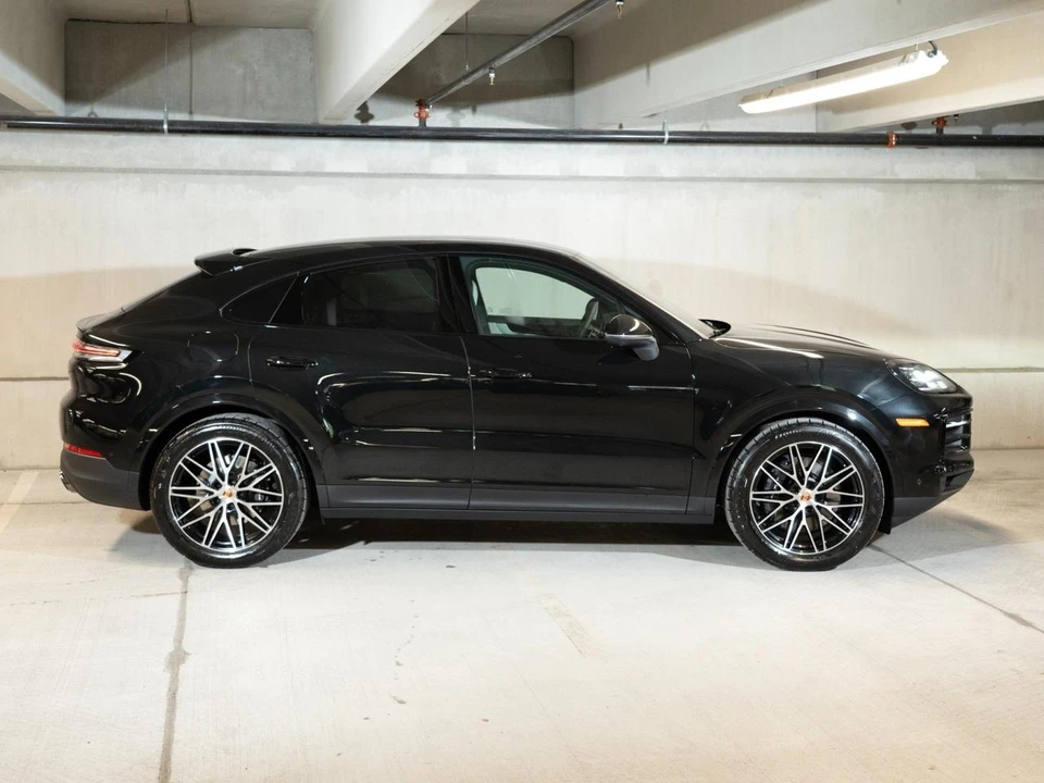 2026 Porsche 9Y0/9Y3 Cayenne Coupe - Image 9 of 29