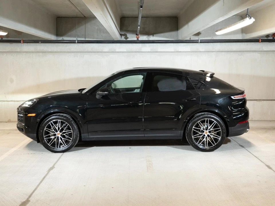 2026 Porsche 9Y0/9Y3 Cayenne Coupe - Image 3 of 29