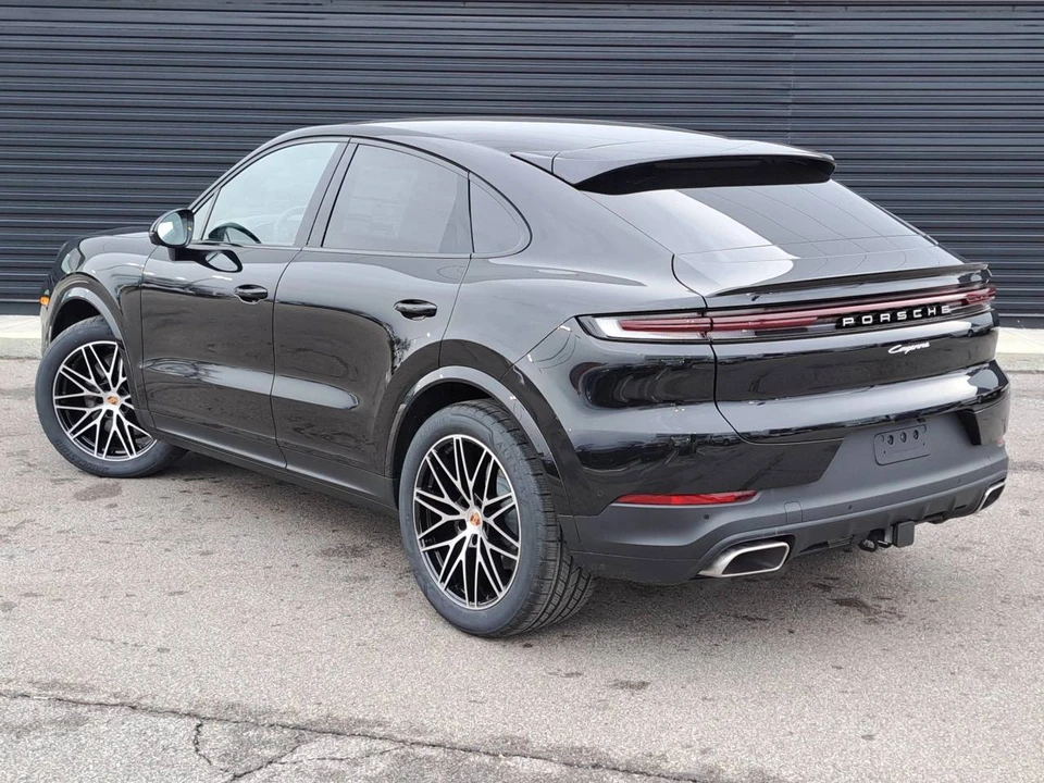 2026 Porsche 9Y0/9Y3 Cayenne Coupe - Image 3 of 5