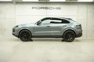 2026 Porsche 9Y0/9Y3 Cayenne - Image 13 of 31