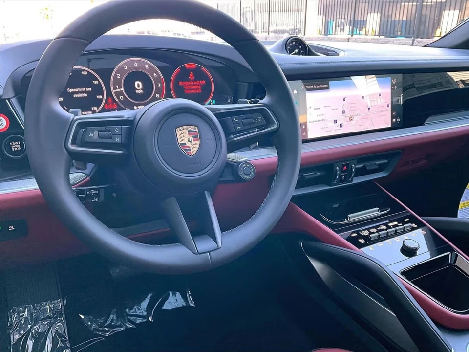 2026 Porsche 9Y0/9Y3 Cayenne Coupe - Image 28 of 31