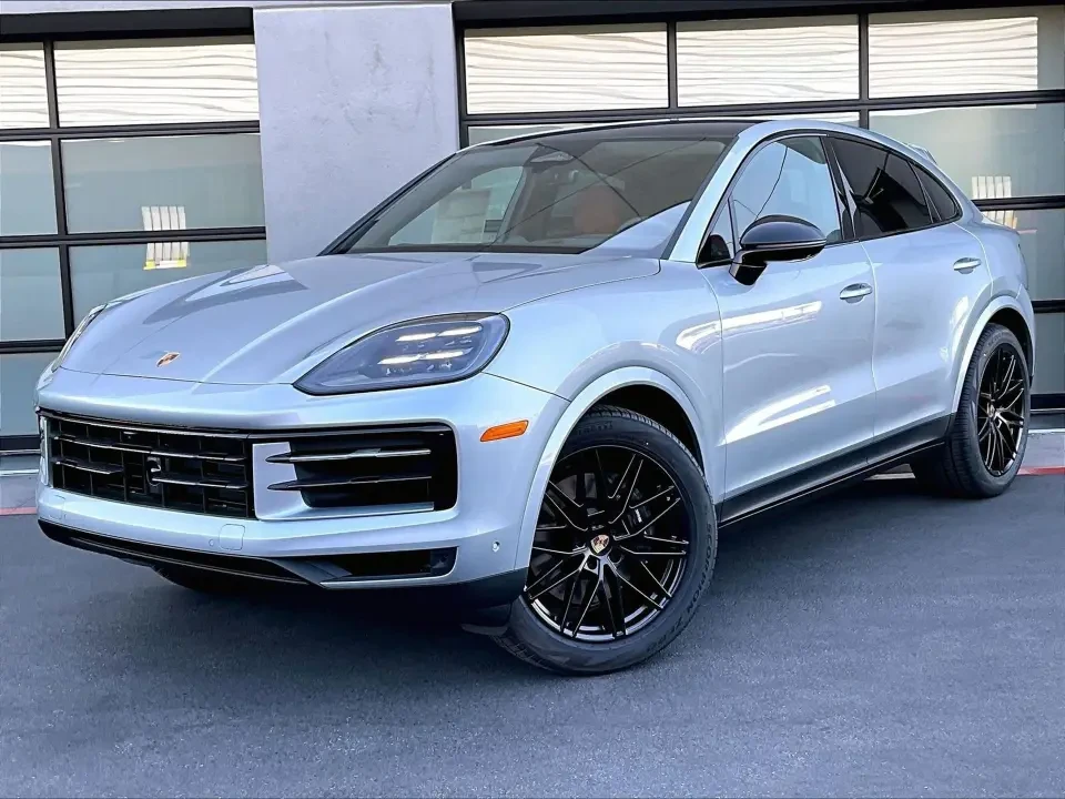 2026 Porsche 9Y0/9Y3 Cayenne Coupe - Image 7 of 31