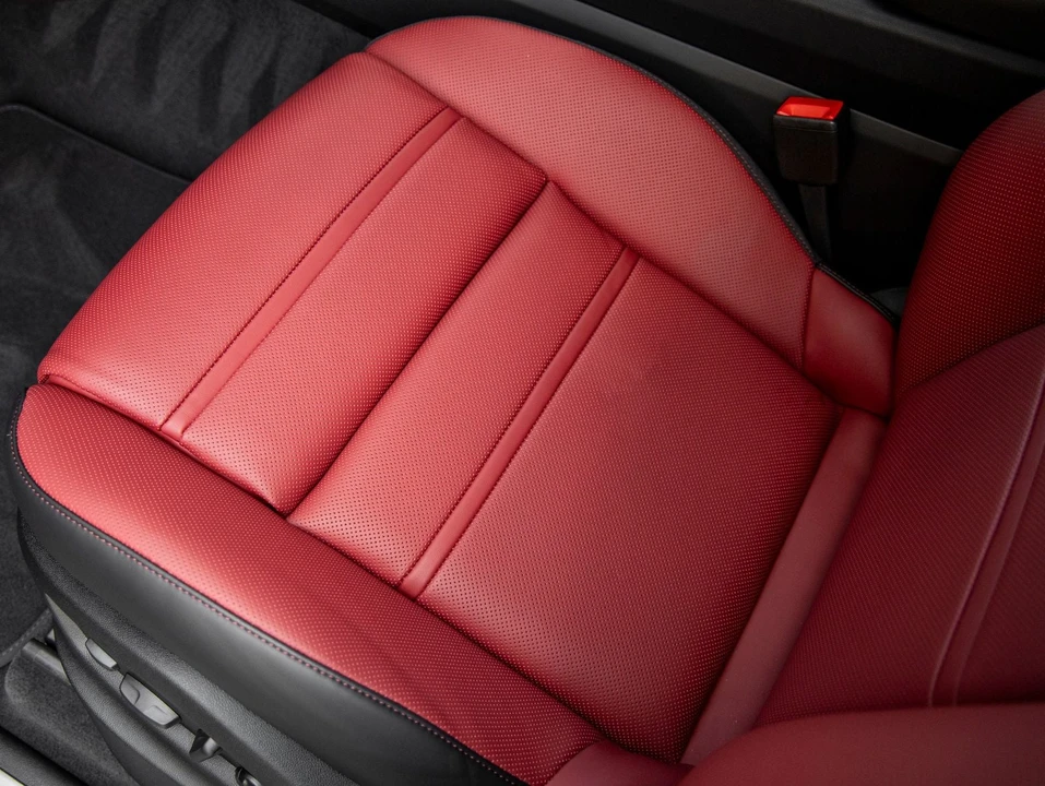 2026 Porsche 9Y0/9Y3 Cayenne Coupe - Image 24 of 31