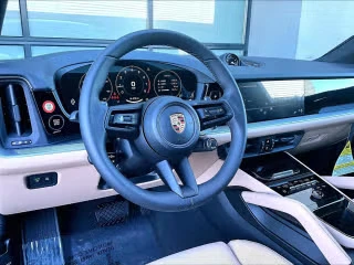 2026 Porsche 9Y0/9Y3 Cayenne Coupe - Image 25 of 31