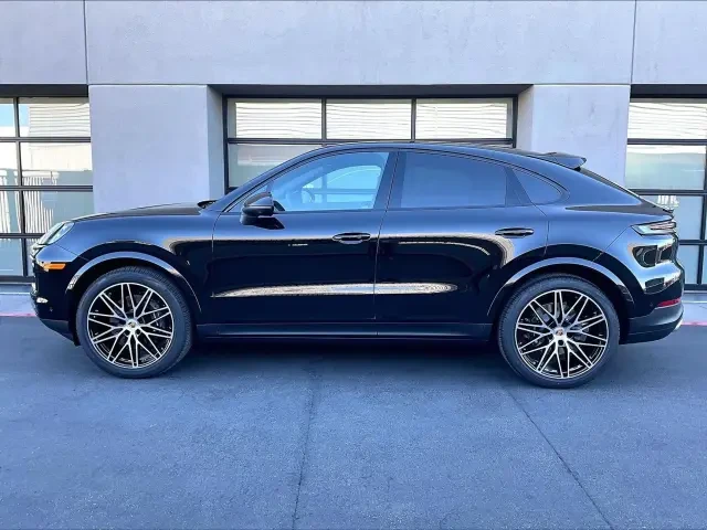 2026 Porsche 9Y0/9Y3 Cayenne Coupe - Image 14 of 31