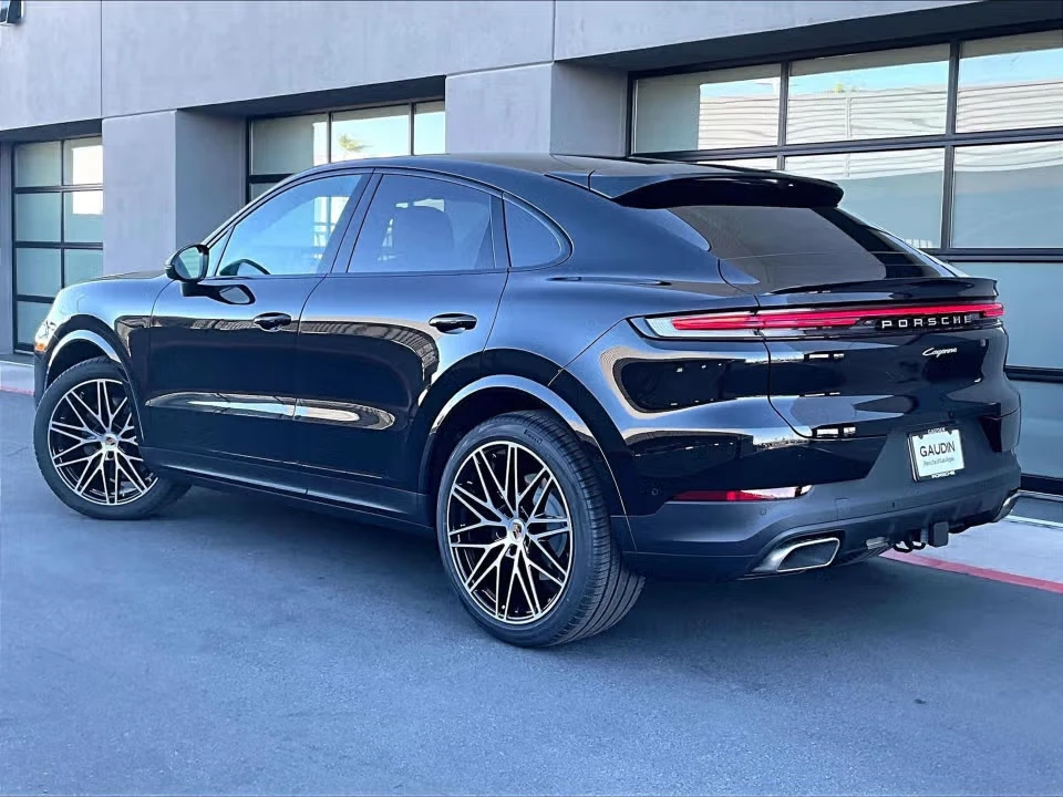 2026 Porsche 9Y0/9Y3 Cayenne Coupe - Image 19 of 31