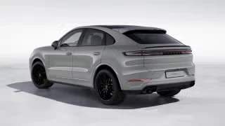 2026 Porsche 9Y0/9Y3 Cayenne - Image 17 of 31