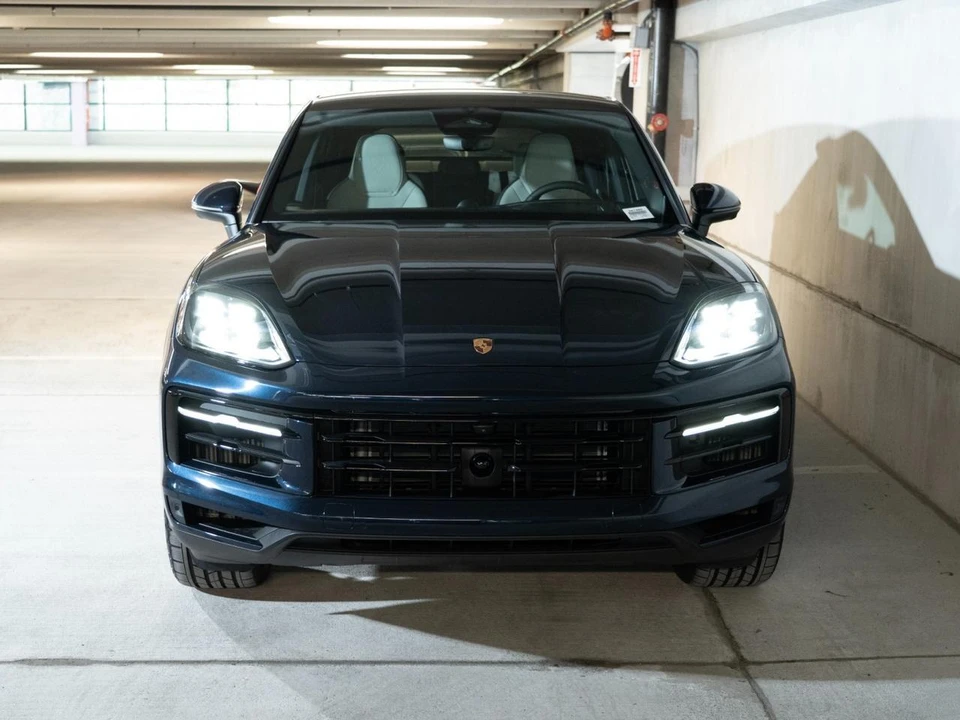 2026 Porsche 9Y0/9Y3 Cayenne Coupe - Image 6 of 29