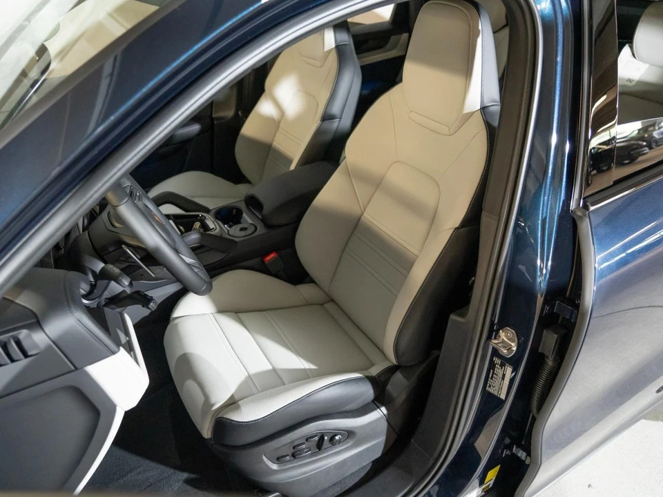 2026 Porsche 9Y0/9Y3 Cayenne Coupe - Image 5 of 29