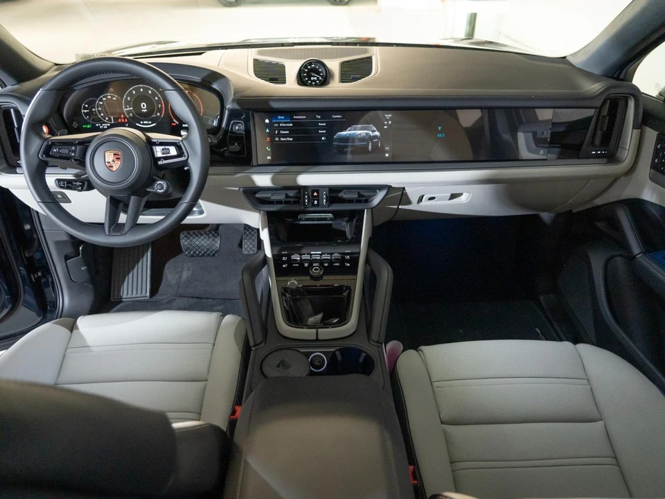2026 Porsche 9Y0/9Y3 Cayenne Coupe - Image 25 of 29
