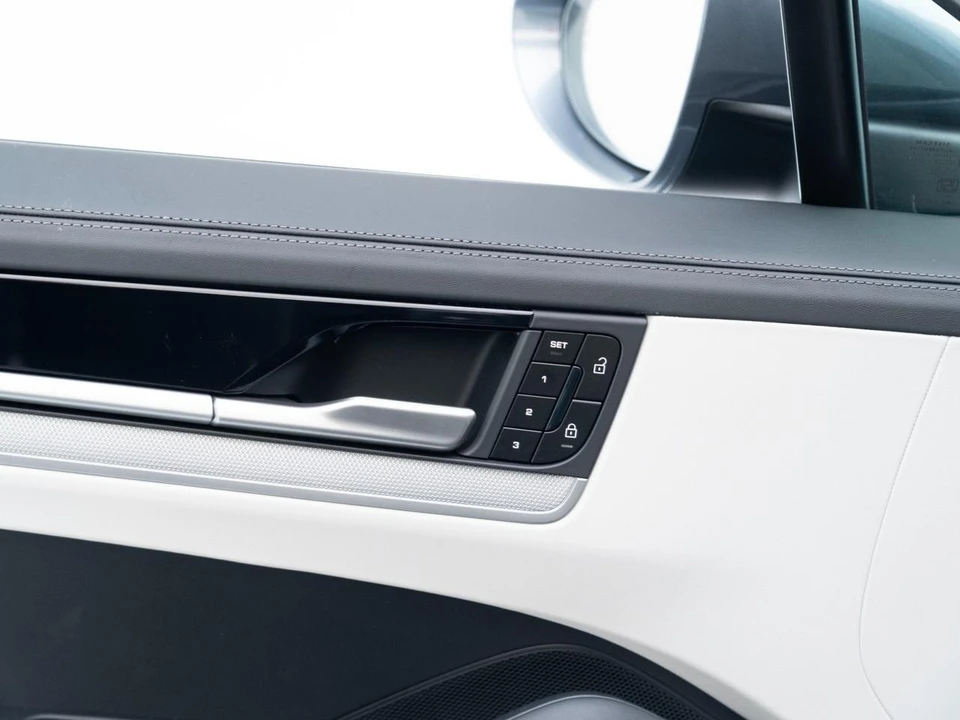 2026 Porsche 9Y0/9Y3 Cayenne Coupe - Image 20 of 30
