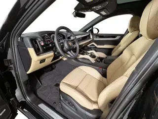 2026 Porsche 9Y0/9Y3 Cayenne Coupe - Image 29 of 31