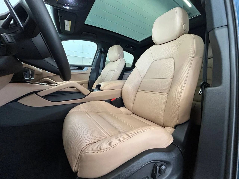 2026 Porsche 9Y0/9Y3 Cayenne Coupe - Image 5 of 5