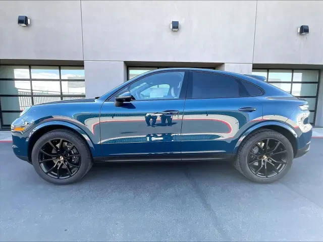 2026 Porsche Cayenne - Image 14 of 31