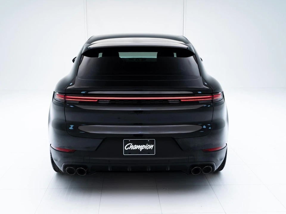 2026 Porsche 9Y0/9Y3 Cayenne Coupe - Image 10 of 31
