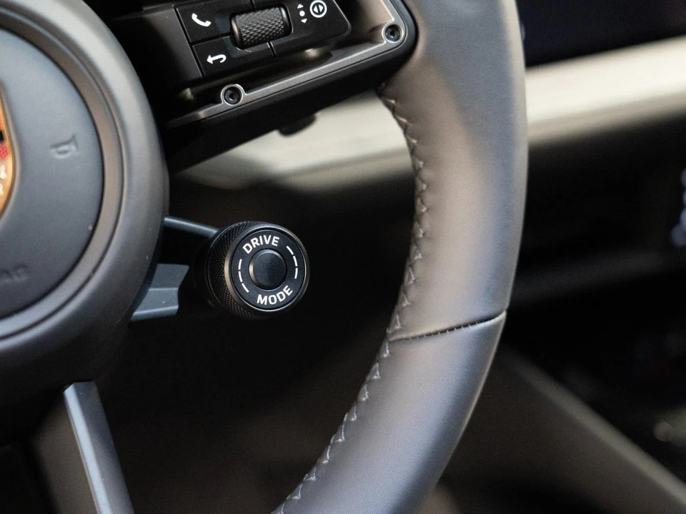 2026 Porsche 9Y0/9Y3 Cayenne Coupe - Image 23 of 30