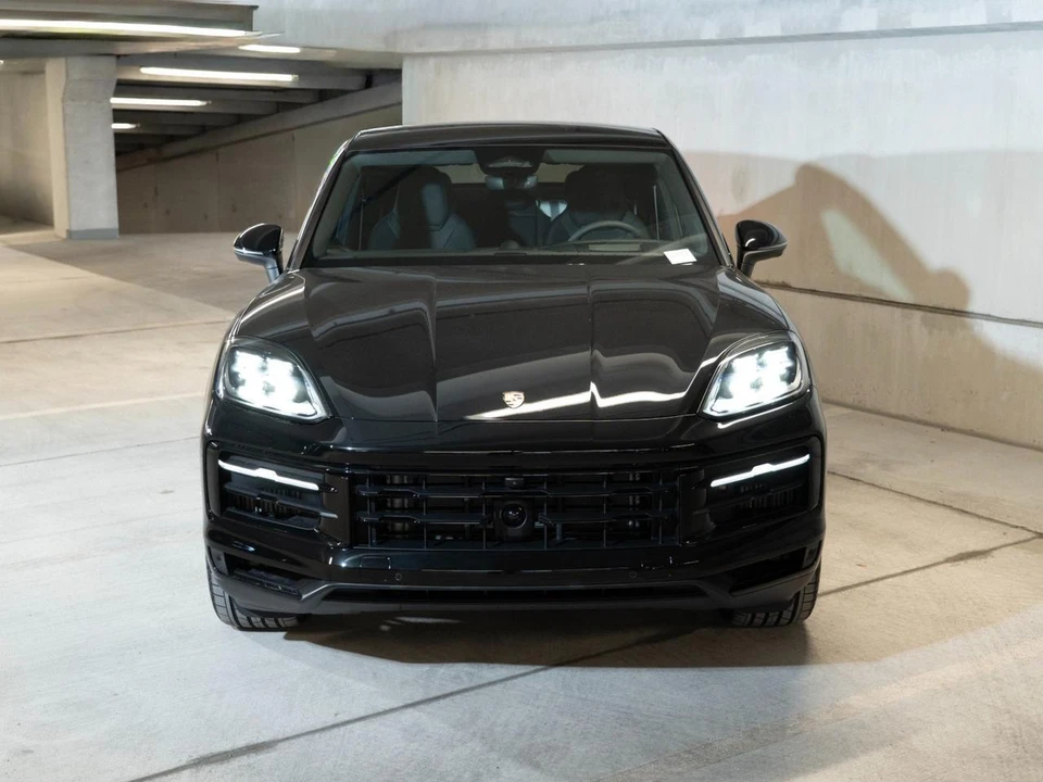 2026 Porsche 9Y0/9Y3 Cayenne Coupe - Image 7 of 30