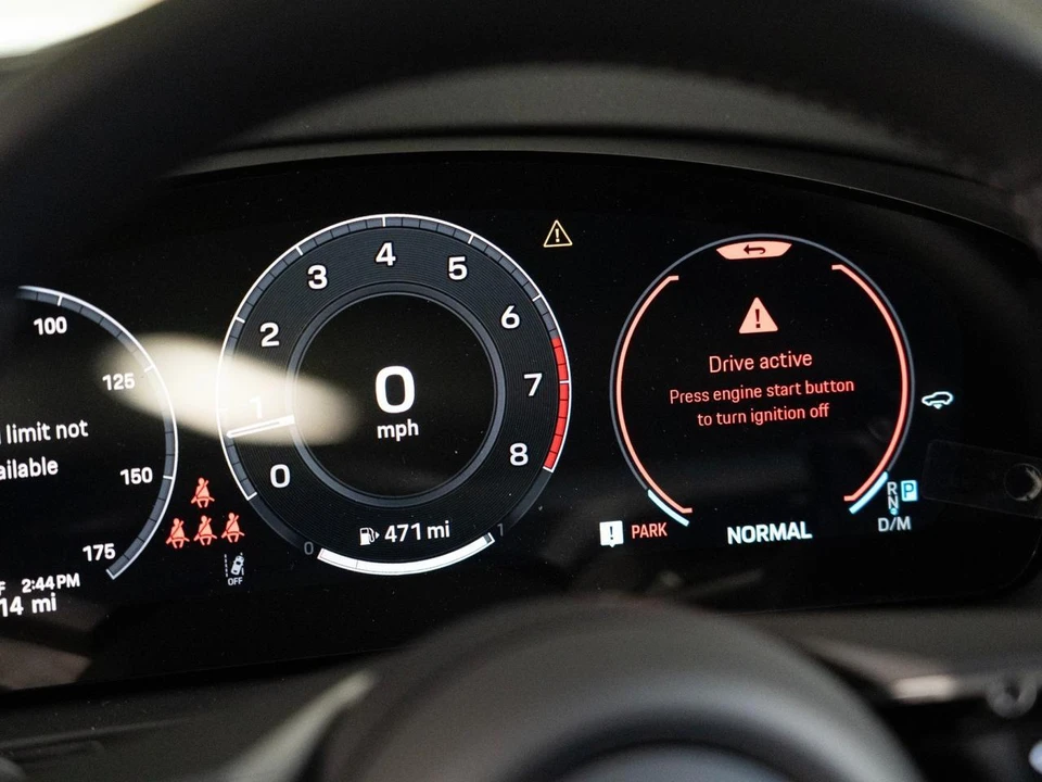 2026 Porsche 9Y0/9Y3 Cayenne Coupe - Image 19 of 30