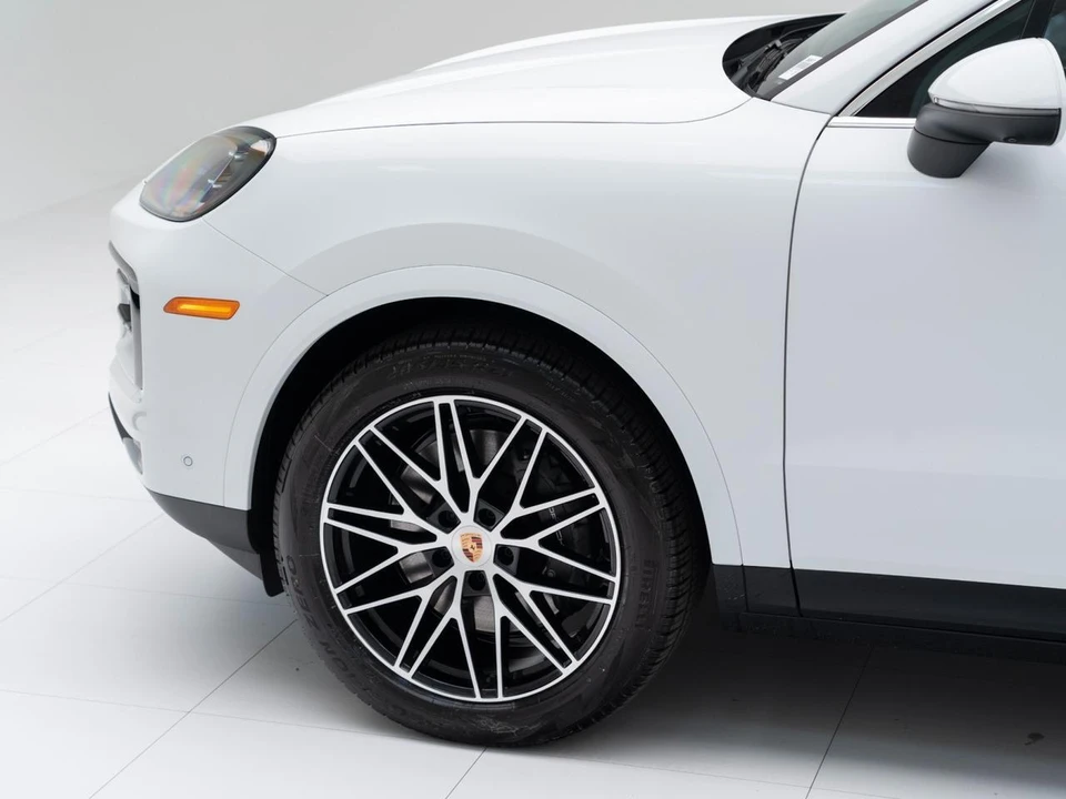 2026 Porsche 9Y0/9Y3 Cayenne Coupe - Image 11 of 28