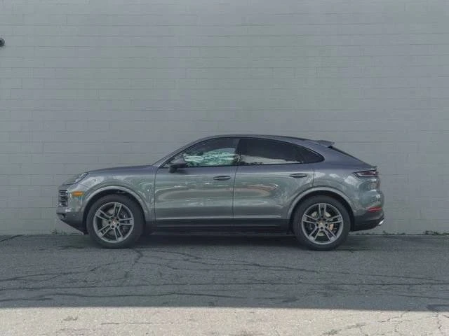2026 Porsche 9Y0/9Y3 Cayenne Coupe - Image 2 of 5