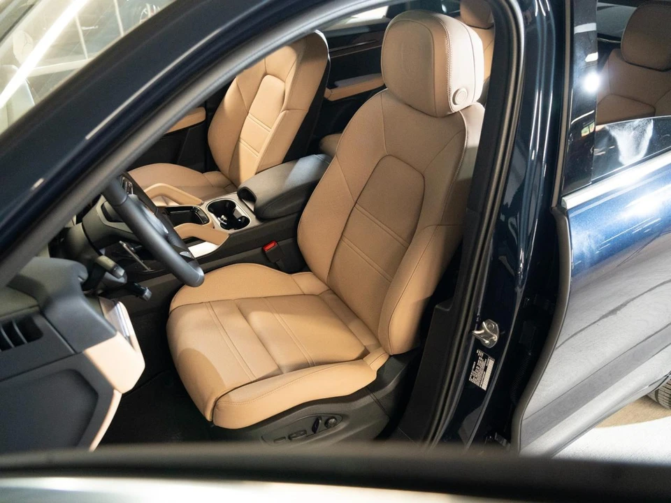 2026 Porsche 9Y0/9Y3 Cayenne Coupe - Image 5 of 30