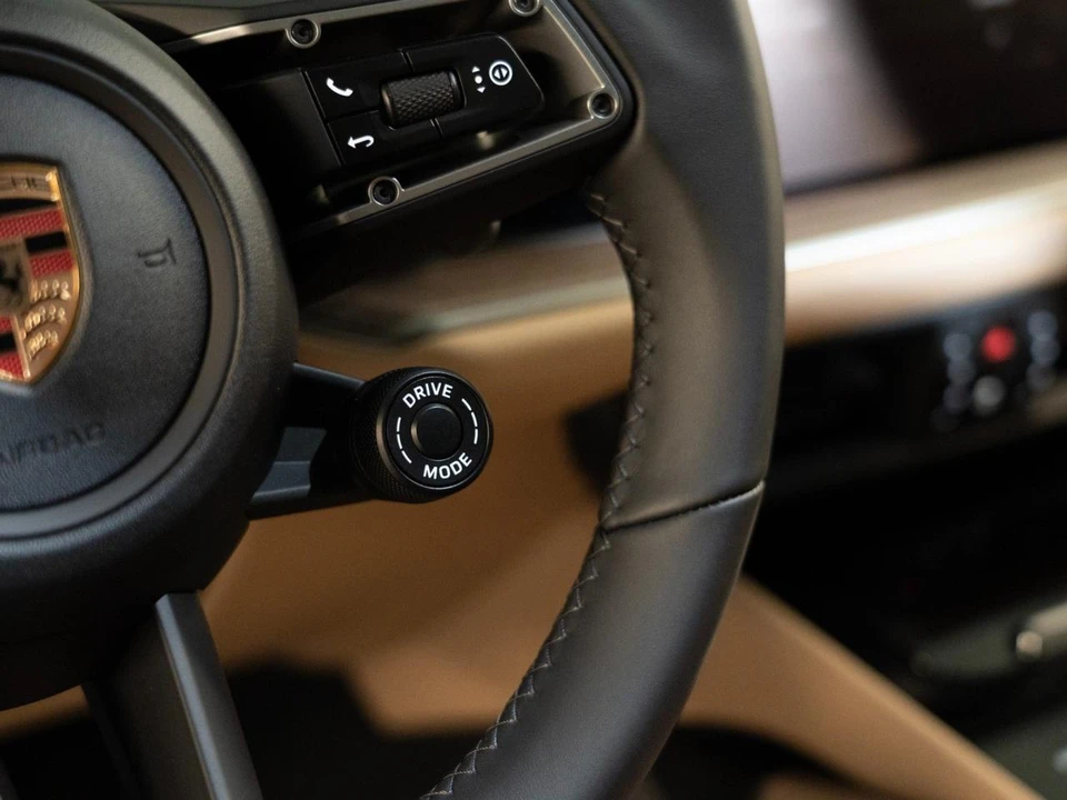 2026 Porsche 9Y0/9Y3 Cayenne Coupe - Image 23 of 30