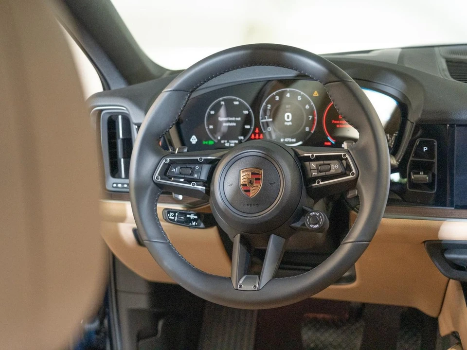 2026 Porsche 9Y0/9Y3 Cayenne Coupe - Image 28 of 30
