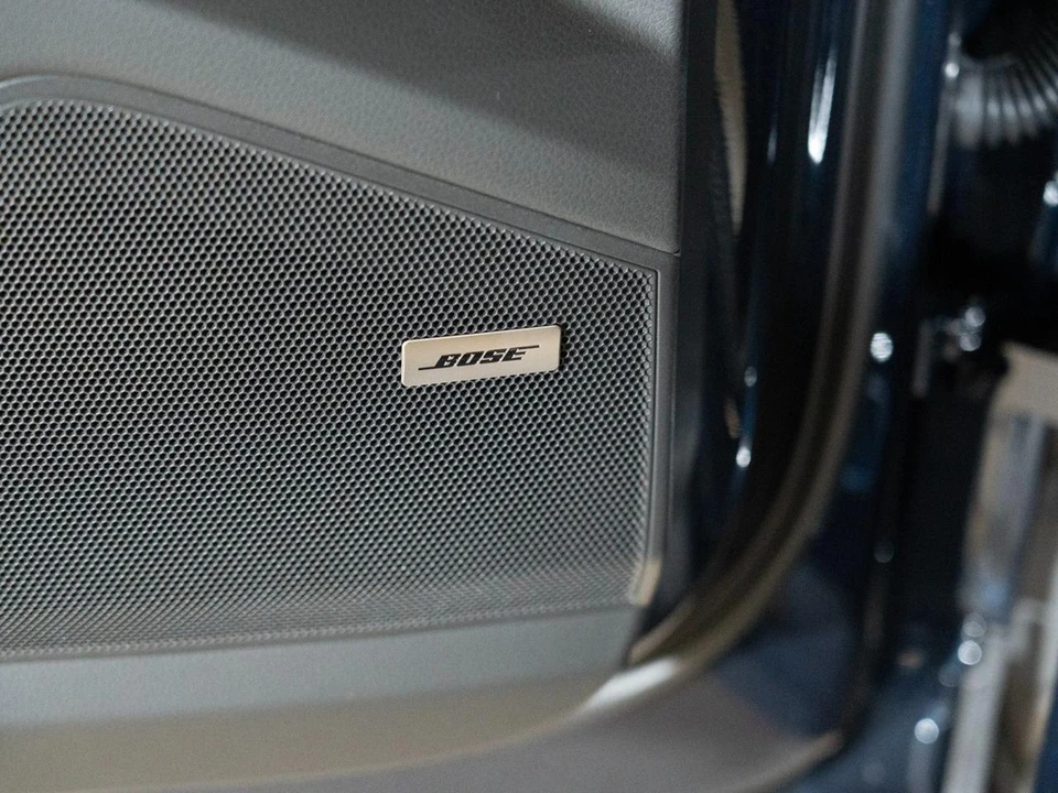 2026 Porsche 9Y0/9Y3 Cayenne Coupe - Image 18 of 30