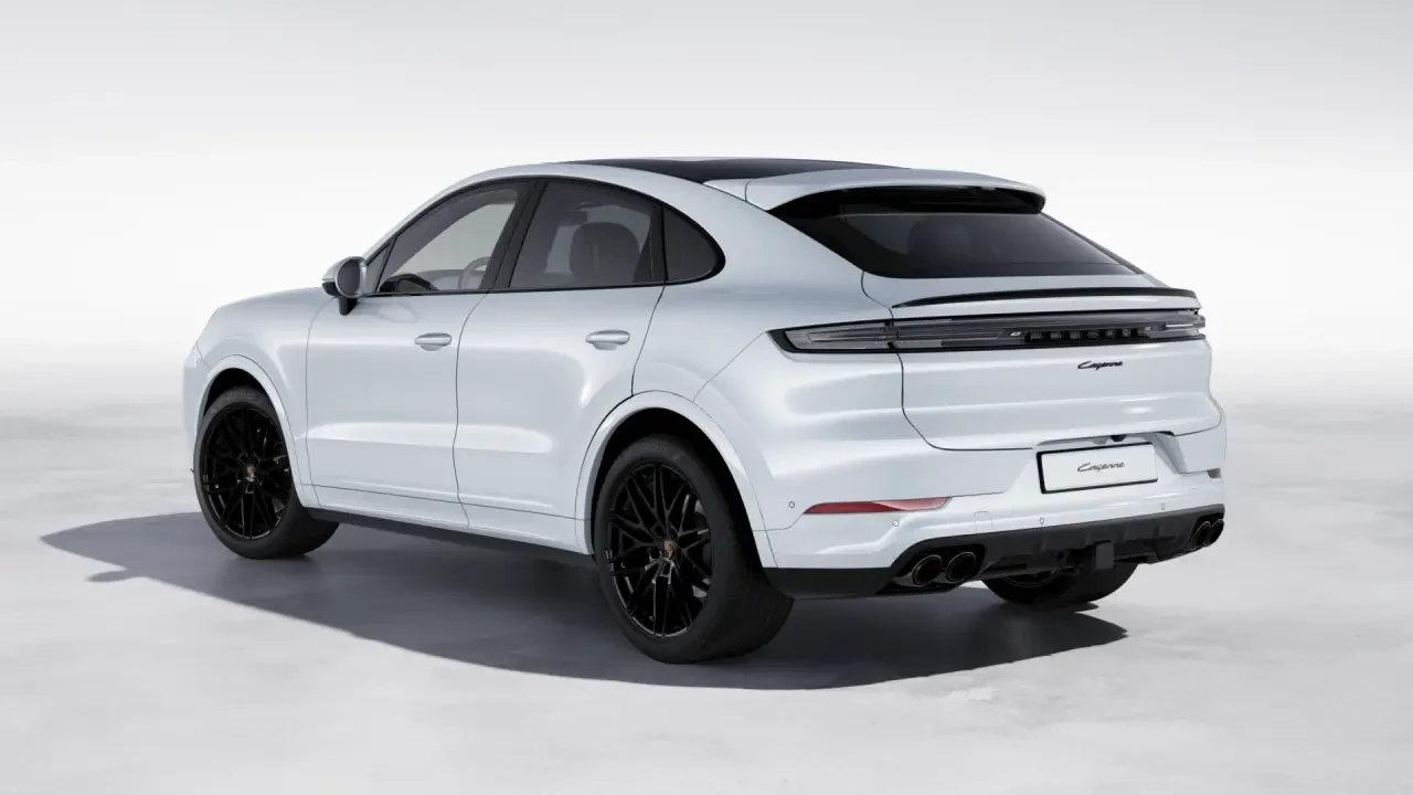2026 Porsche - Image 24 of 30