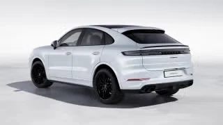 2026 Porsche - Image 17 of 30