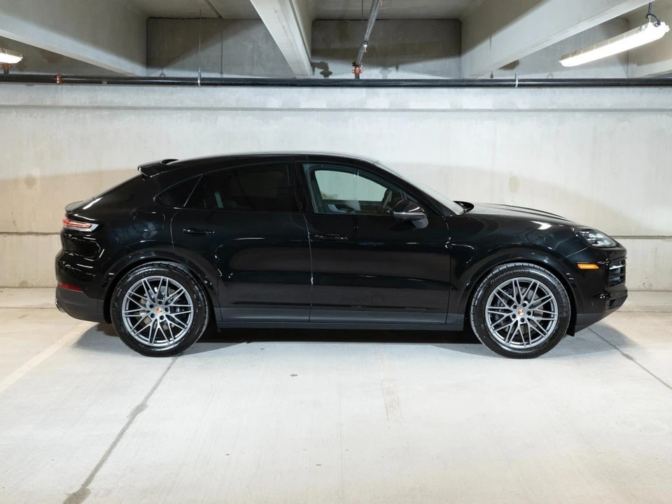 2026 Porsche 9Y0/9Y3 Cayenne Coupe - Image 7 of 29